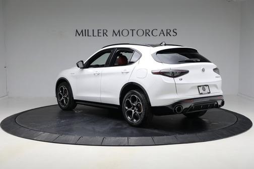 2025 Alfa Romeo Stelvio Sprint AWD