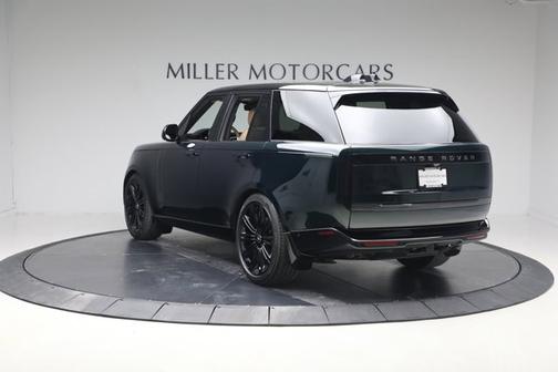 2025 Land Rover Range Rover P530 SE