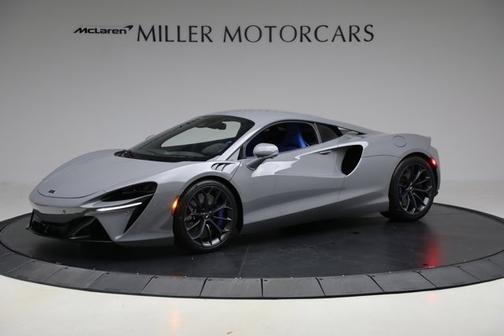 2023 McLaren Artura Coupe