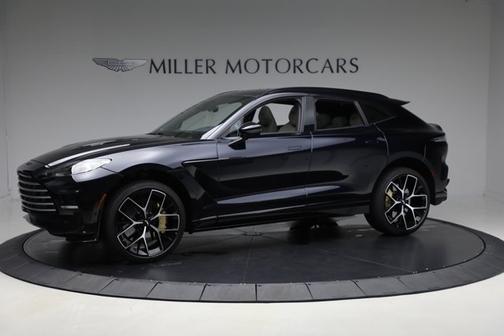 2025 Aston Martin DBX 707