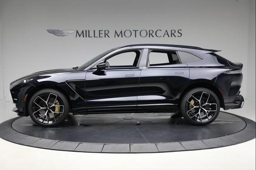 2025 Aston Martin DBX 707