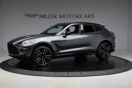2025 Aston Martin DBX 707