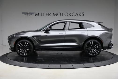 2025 Aston Martin DBX 707