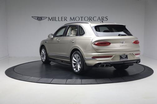 Light Gazelle 2021 Bentley Bentayga V8
