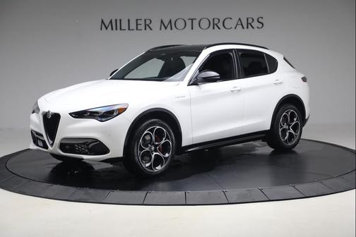 2025 Alfa Romeo Stelvio Sprint AWD