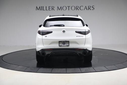 2025 Alfa Romeo Stelvio Sprint AWD