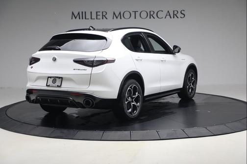 2025 Alfa Romeo Stelvio Sprint AWD