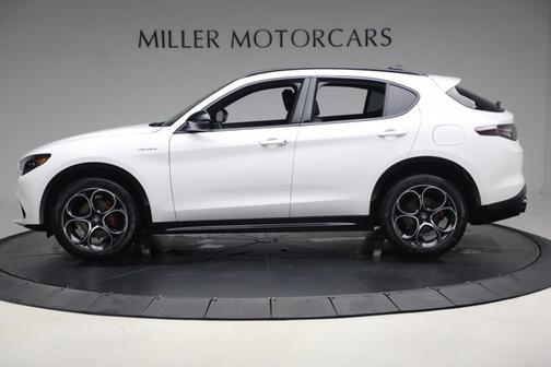 2025 Alfa Romeo Stelvio Sprint AWD