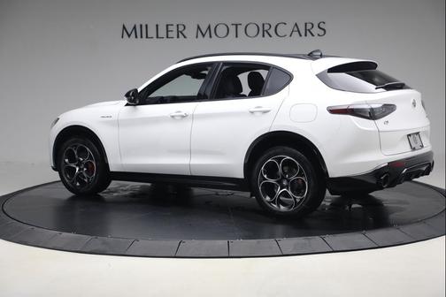 2025 Alfa Romeo Stelvio Sprint AWD