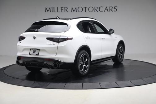 2025 Alfa Romeo Stelvio Sprint AWD