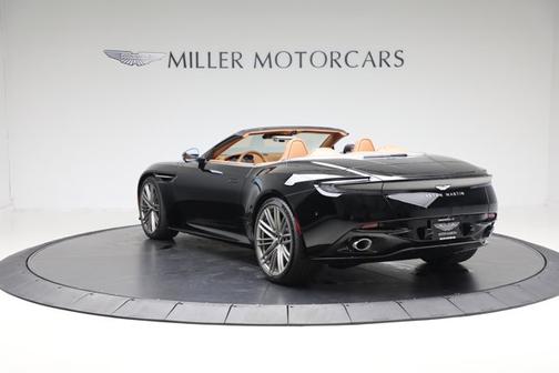 2025 Aston Martin DB12 Volante