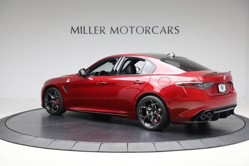 2024 Alfa Romeo Giulia Quadrifoglio