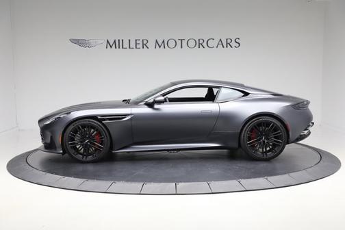 2025 Aston Martin DB12 V8