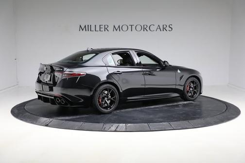 2024 Alfa Romeo Giulia Quadrifoglio