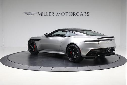 2023 Aston Martin DBS Superleggera