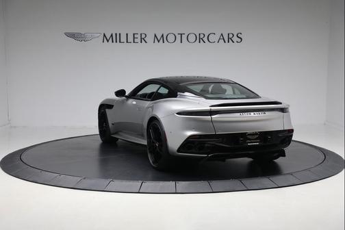 2023 Aston Martin DBS Superleggera