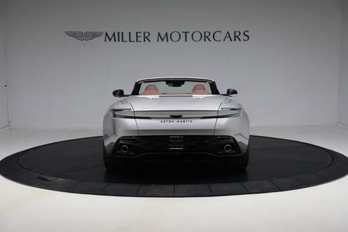 2025 Aston Martin DB12 Volante