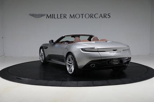 2025 Aston Martin DB12 Volante