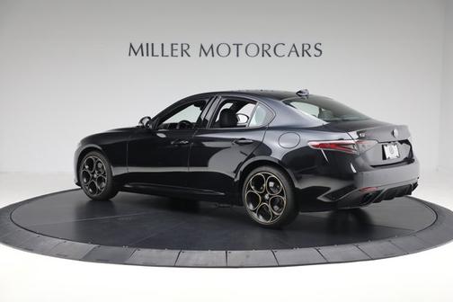 2025 Alfa Romeo Giulia Intensa AWD