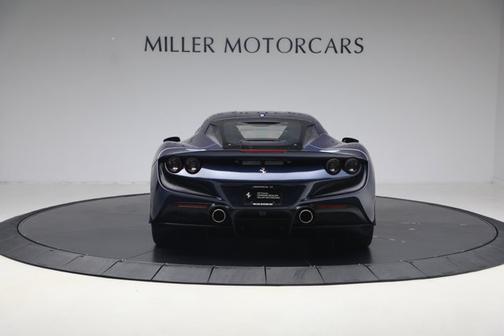 Blu Swaters 2022 Ferrari F8 Tributo Base