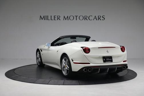 2017 Ferrari California T