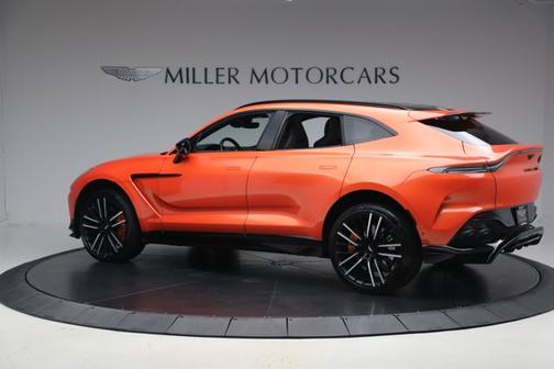 2023 Aston Martin DBX 707