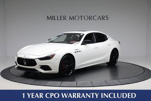 2022 Maserati Ghibli Modena Q4