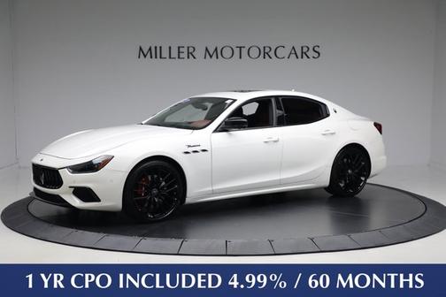 2022 Maserati Ghibli Modena Q4