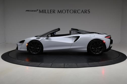 2025 McLaren Artura TechLux