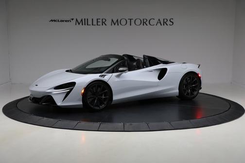 2025 McLaren Artura TechLux