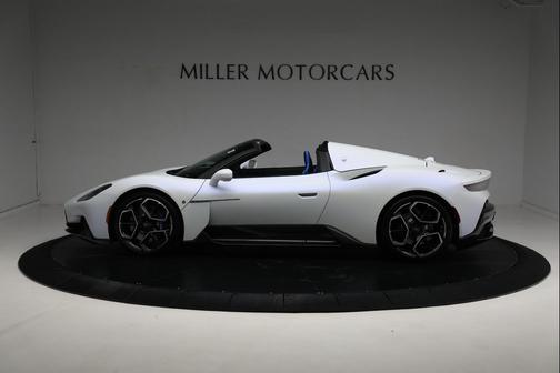 Bianco Audace Metallic 2023 Maserati MC20 Cielo