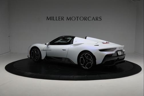 Bianco Audace Metallic 2023 Maserati MC20 Cielo