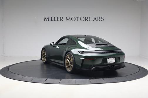 Oak Green Metallic Neo 2026 Porsche 911 GT3 w/Touring Package