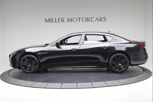 2022 Maserati Quattroporte Modena Q4