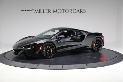 2023 McLaren Artura Coupe