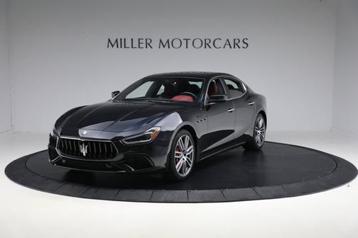 2022 Maserati Ghibli Modena Q4