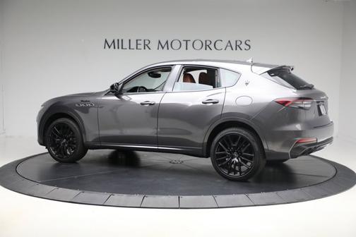 2022 Maserati Levante Modena