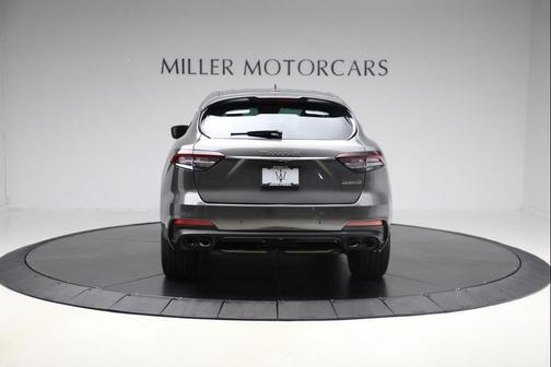 2022 Maserati Levante Modena