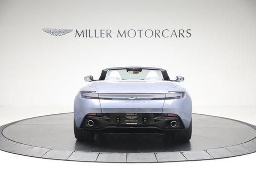 2025 Aston Martin DB12 Volante