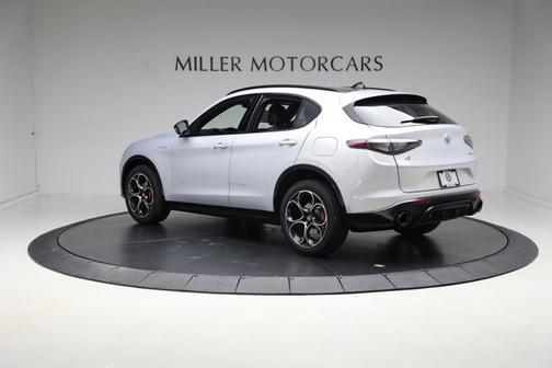 2025 Alfa Romeo Stelvio Sprint AWD