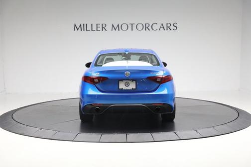 2017 Alfa Romeo Giulia Ti