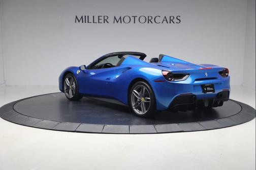 Blu Corsa 2017 Ferrari 488 Spider Base