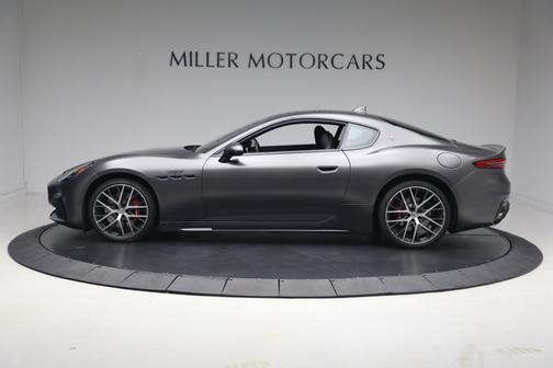 Grigio Maratea Matte 2024 Maserati GranTurismo Trofeo