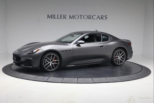 Grigio Maratea Matte 2024 Maserati GranTurismo Trofeo