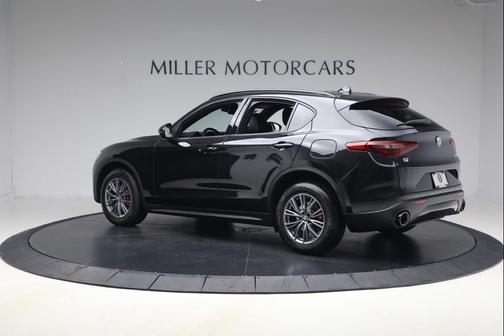 2022 Alfa Romeo Stelvio Sprint