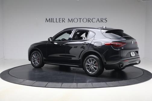 2022 Alfa Romeo Stelvio Sprint