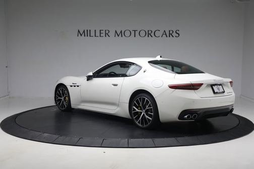 2024 Maserati GranTurismo Modena