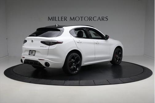 2025 Alfa Romeo Stelvio Ti