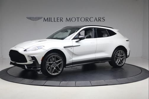Q Neutron White 2026 Aston Martin DBX S