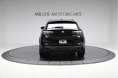2024 Alfa Romeo Stelvio Quadrifoglio